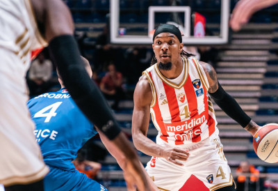 РАЗИШЛИ СЕ ЗВЕЗДА И ГРЕЈЕМ: Црвено-бели се захвалили Американцу