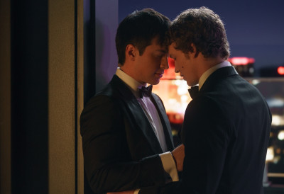 ЉУБАВ ДВОЈИЦЕ ХОКЕЈАША КОЈА ЈЕ ЗАЛУДЕЛА СВЕТ СТИЖЕ И У СРБИЈУ (ФОТО, ВИДЕО) Серија „ВАТРЕНИ РИВАЛИ“ биће доступна на ХБО МАКСУ, ево када је премијера прве епизоде