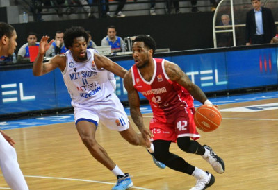 ПОСЛЕ НАЈВЕЋЕ ПОБЕДЕ НОВОСАДСКИХ КОШАРКАША У СЕЗОНИ Интензитет у одбрани срушио МЗТ