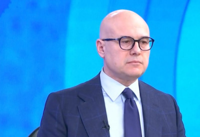 САМО ДА НАМ ТРАКЕ ПОДЕЛЕ, КО ЋЕ ЖУТЕ, КО ПЛАВЕ! СКАНДАЛОЗНО! Вучевић оштро реаговао на поступке Клеутове и Ђокића: Од факултета направио политичке базе!