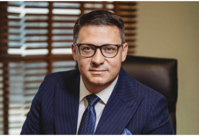 ГУСАРЕЊЕ НИС-а И МИНИСТАРСТВО БЛОКАДЕ 100 ГОДИНА КАСНИЈЕ ИЛИ ЗАУЗИМАЊЕ ЦЕНТРА ГЛОБАЛНЕ МОЋИ ЗА КОГНИТИВНО РАТОВАЊЕ