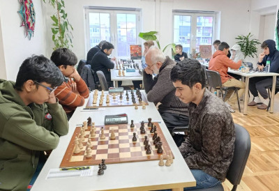 ШАХОВСКИ ФЕСТИВАЛ „ПУТНИК“ ЗА ОСВАЈАЊЕ НОРМИ У НОВОМ САДУ: Пехар Алекси Петровићу