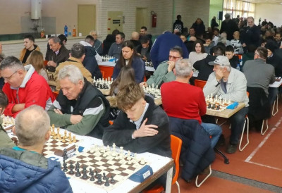 ВЕЛИК ОДЗИВ НА СВЕТОСАВСКОМ ШАХОВСКОМ ТУРНИРУ У ШАПЦУ: Милошу Перуновићу прва награда