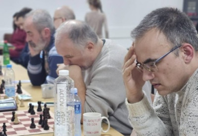 НОВИ САД ДОБИО ПРВАКА У БРЗОПОТЕЗНОМ ШАХУ ЗА 2025: Велемајстор Синиша Дражић поново најбољи