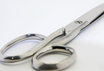 СТАРЕ МАКАЗЕ СЕКУ КАО НОВЕ Мали трик за ОШТРЕЊЕ, БЕЗ МАЈСТОРА И АЛАТА