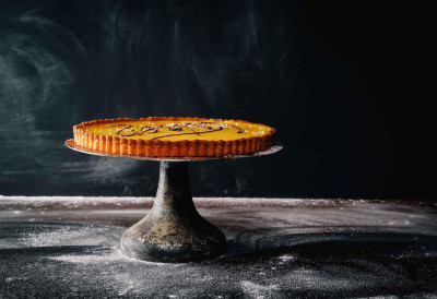 ЈЕДАН САСВИМ НЕОБИЧАН ТАРТ Савршен спој хрскавог лиснатог теста, сочне шаргарепе и кремастог сира