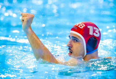 „ДЕЛФИНИ“ ВЕЧЕРАС СА ЦРНОГОРЦИМА: Само један корак ка циљу – финалу Европског првенства у Београду