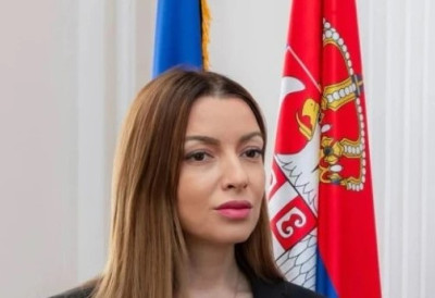 МИНИСТАРКА МЕСАРОВИЋ: СПРЕМНИ СУ НА МОНСТРУОЗНИЈЕ МЕТОДЕ ДА БИ УКЛОНИЛИ ВУЧИЋА Не могу да га победе на изборима, па мисле да ће тако преузети власт