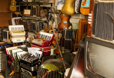 ПРВИ ОВОГОДИШЊИ САЈАМ АНТИКВИТЕТА И КОЛЕКЦИОНАРСТВА Празник за љубитеље старина у недељу у Сремским Карловцима