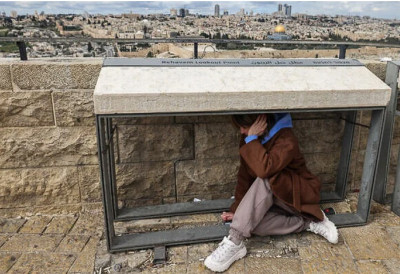 УПРАВО СЕ ОГЛАСИЛЕ СИРЕНЕ ШИРОМ ИЗРАЕЛА, ЕКСПЛОЗИЈЕ ПОРЕД БУРЏ КАЛИФЕ! Ситуација се закомпликовала ИРАН УЗВРАЋА НАПАДИМА НА ЦИВИЛНЕ ЦИЉЕВЕ (ФОТО, ВИДЕО