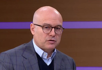 КАЖЕМ АЛЕКСАНДРУ - У НИШУ СИ ЈЕО БУРЕК, А ОВДЕ ЋЕШ ИНДЕКС СЕНДВИЧ: Лидер СНС Вучевић о  посети Новом Саду која је усијала мреже: Смејао сам се блокадерским објавама