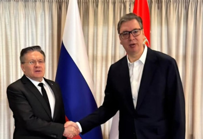 ПРЕДСЕДНИК ВУЧИЋ СА ЛИХАЧЕВИМ Разговор о могућностима употребе нуклеарне енергије у фармацији и здравству