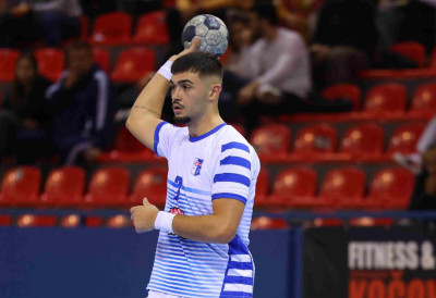 РУКОМЕТАШИ ЈУГОВИЋА И ДИНАМА У БОРБИ ЗА ФИНАЛЕ КУПА СРБИЈЕ: Пресудиће борбеност и жеља