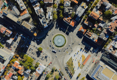 НОВИ СИМБОЛ ПРЕСТОНИЦЕ На Тргу републике постављен сат тежак 7,5 тона