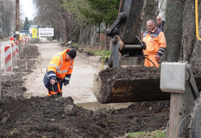 У СОМБОРУ У ТОКУ РАДОВИ НА БИЦИКЛИСТИКОЈ СТАЗИ  Део пројекта LIID, ево где се тренутно ради