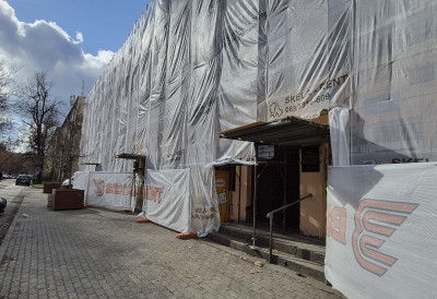 Град ангажовао извођаче ЕВО ШТА СЕ СВЕ МЕЊА НА ЗГРАДИ У УЛИЦИ БРАЋЕ МОГИН И КОЛИКО ЋЕ ТРАЈАТИ РАДОВИ