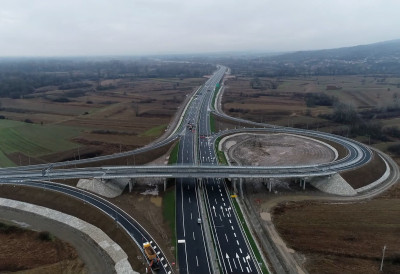 (ФОТО) „ИЗВОЂАЧИ СТАЛНО ПОМЕРАЈУ РОКОВЕ, АЛИ КРАЈ ЈЕ БЛИЗУ“ Министарка Софронијевић о радовима на Моравском коридору, ЕВО када је планирано отварање деонице од Чачка до Адрана