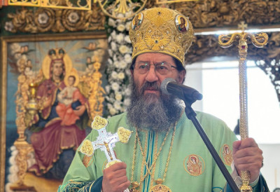 СИНОД СПЦ РАЗРЕШИО МИТРОПОЛИТА Свештеник Јустин извршио финансијске злоупотребе ОБМАЊИВАО ЈАВНОСТ ДА ЈЕ "ПОЛИТИЧКИ ПРОГОЊЕН"