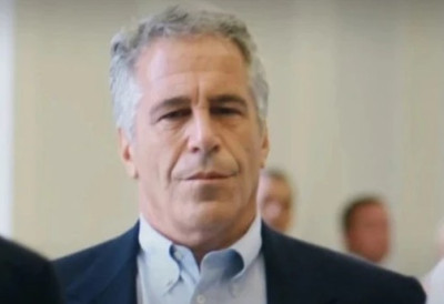 Помиње се и „премештање деце с Косова“ ОБЈАВЉЕНО 300 ИМЕНА ИЗ ЕПСТИНОВИХ ДОСИЈЕА: На списку „КРШТЕНО и НЕКРШТЕНО“ – музичке и филмске звезде, политичари, милијардери… ИМА ЛИ СРБА?