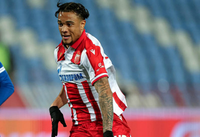 ФУДБАЛЕРИ ЗВЕЗДЕ ОБЕЗБЕДИЛИ ЧЕТВРТФИНАЛЕ КУПА: Празник фудбала у Добановцима