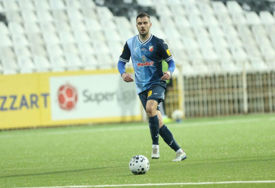 У ОДЛИЧНОЈ АТМОСФЕРИ, ФУДБАЛЕРИ СЕ ПРИПРЕМАЈУ ЗА СУБОТЊИ СУСРЕТ С НОВИМ ПАЗАРОМ: Црномарковић и другови позивају навијаче