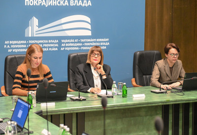 ПОКРАЈИНА ШАЉЕ НАЈБОЉЕ У СИНГАПУР: Гимназијалци „Јовине” и Зрењанинске гимназије представљаће Србију на СТЕМКО олимпијади