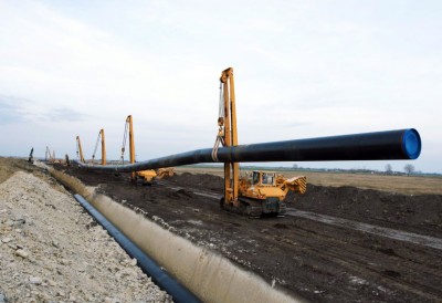 Заустављен тендер за нафтовод Мађарска-Србија ЕВО ЗАШТО ЈЕ ПРОДУЖЕН РОК