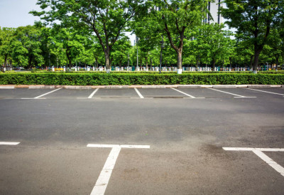 АКО ПАРКИРАТЕ У БЕОГРАДУ МОРАТЕ ДА ЗНАТЕ Уводи се НОВА, СТРОГА ЗАБРАНА а казне иду и до 150.000 динара