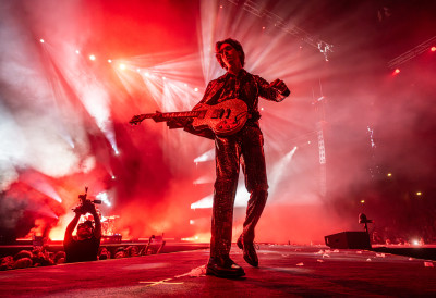 ДВОЈАЦ БУЧ КЕСИДИ  НАСТАВЉА 2026. ГОДИНУ СА НОВИМ РЕКОРДИМА Седам узастопних концерта у Београду, по три у Новом Саду и Нишу