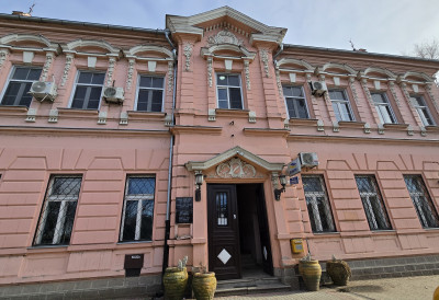 ПОДВИГ ГРАДИТЕЉСТВА С ПОЧЕТКА ПРОШЛОГ ВЕКА За три месеца никла палата усред Долова