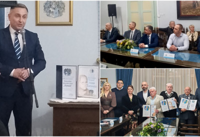 На свечаности у суботичкој Плавој сали додељена престижна признања БУЊЕВЦИ ОБЕЛЕЖИЛИ ВАЖАН ЈУБИЛЕЈ И НАЈАВИЛИ НОВЕ ПОТЕЗЕ