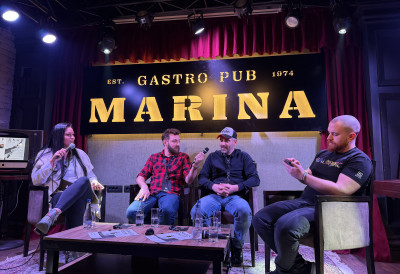 ОБЕЋАВАЈУ САЛВЕ СМЕХА! Пионири комедије из целог региона стижу на НАЈВЕЋИ СТЕНД АП ФЕСТИВАЛ „СКУП” У НОВОМ САДУ! Овим темама разоружаће и најзахтевнију публику