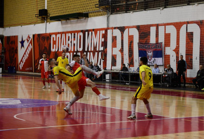 ПОКРАЈИНСКИ ДЕРБИ У ФУТСАЛУ ПРИПАО НОВОСАЂАНИМА: Све готово за полувреме