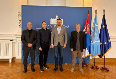 (ФОТО) НОВИ САД ЈАЧА САРАДЊУ СА РУСИНСКОМ ЗАЈЕДНИЦОМ Градоначелник Мићин: „Русини обогаћују наш град, а ми ћемо наставити да их подржавамо“