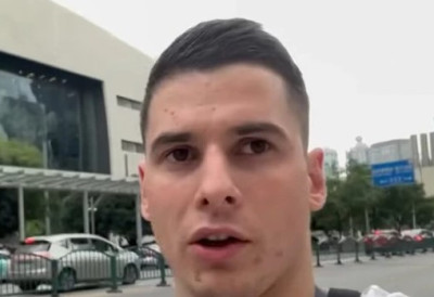 (ФОТО) „Још сам у шоку! Нисам спавао целу ноћ“ ЈУТЈУБЕР ПУШТЕН ДА СЕ БРАНИ СА СЛОБОДЕ Сими пијан СЛУПАО СКУПОЦЕНИ АУТОМОБИЛ у Новом Саду