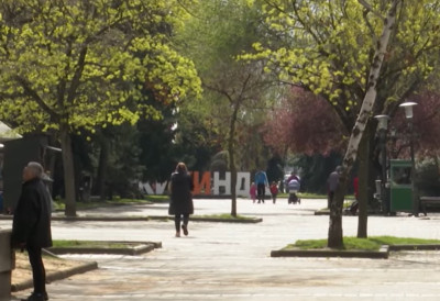 НОВА ПОМОЋ ЗА ПАРОВЕ У КИКИНДИ: Град издваја милионе за поступак ВАНТЕЛЕСНЕ ОПЛОДЊЕ  подршка младима који се боре за потомство