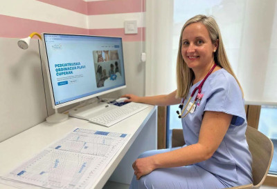 ПРАТИТЕ СТАЊЕ, А НЕ БРОЈ НА ТОПЛОМЕРУ Педијатар подсећа како правилно бринути о детету са високом температуром