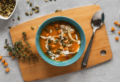 ПОСТ НА ВОДИ, А ЧОРБА КРЕМАСТА? Могуће је постићи и без брашна – ево како!