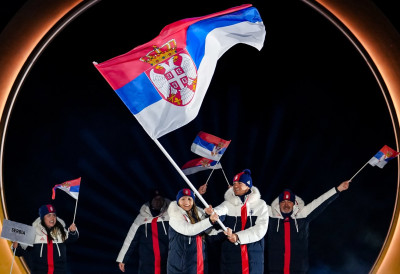 (ФОТО, ВИДЕО) СРБИЈА СЕ ПРЕДСТАВИЛА НА ОТВАРАЊУ ЗОИ: Српска тробојка засијала у Милану