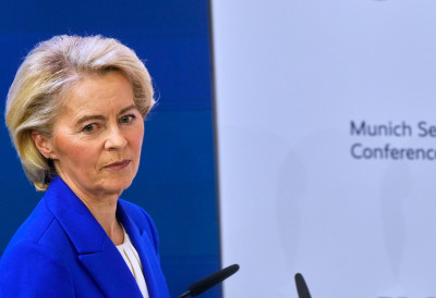 ЕВРОПА СУОЧЕНА СА ШОК ТЕРАПИЈОМ Фон дер Лајен: ЕУ треба да постане независнија у свим димензијама