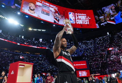 ИСТОРИЈСКИ ХЕТ-ТРИК ЛИЛАРДА: Победио у шутирању тројки и придружио се великанима, Јовићев саиграч најбољи у закуцавању