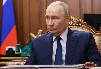 СМЕНА У ВРХУ РУСКЕ ДРЖАВЕ: Путин разрешио једног од специјалних представника председника!