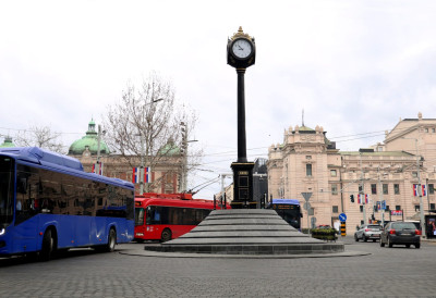 Прво критикована цена, сад стигао сервис САТ СА ТРГА РЕПУБЛИКЕ ВЕЋ НА РЕМОНТУ – СРЕЋОМ, ЈОШ ЈЕ ПОД ГАРАНЦИЈОМ