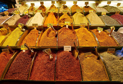 ПЛУЋА СУ ВАМ ПУНА ТОКСИНА, А РЕШЕЊЕ ЈЕ У КУХИЊИ Три зачина која чисте дисајне путеве