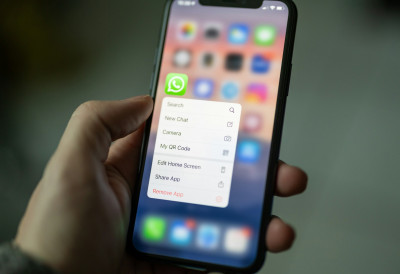 МУП ХИТНО УПОЗОРИО НА НОВУ ПРЕВАРУ ПУТЕМ ВАЦАП-а! Грађани добијају поруку, а кликом на линку дају све своје податке! Једна од њих је: "Погледај ово, ти си на фотографији"