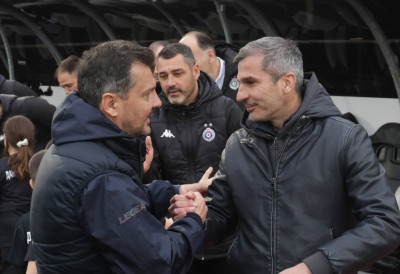 ГРОБАРИ ВИКАЛИ „НЕНАДЕ ОДЛАЗИ“! Стојаковић: Није ми лако