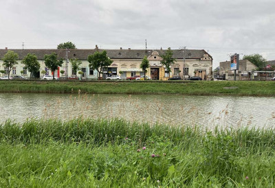 ТРАГЕДИЈА КОЈА ЈЕ ПОТРЕСЛА ЗРЕЊАНИН Наложена обдукција ради утврђивања узрока смрти младића (19)