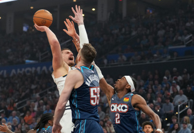 (ВИДЕО) УТАКМИЦУ ИЗМЕЂУ ДЕНВЕРА И ОКЛАХОМЕ ОБЕЛЕЖИО ИНЦИДЕНТ: Јокић у главној улози