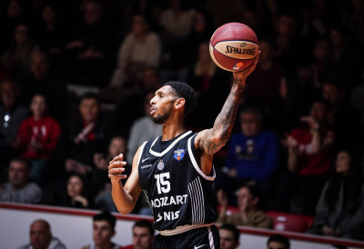 ОГЛАСИО СЕ ПАРТИЗАН! Пејн и званично у Филаделфији, Џоунс ускоро на паркету