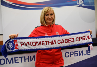 "Предстоји нам пуно посла" САНДРА КОЛАКОВИЋ, НОВА СЕЛЕКТОРКА РУКОМЕТАШИЦА СРБИЈЕ: "Имам велику жељу да пренесем знање играчицама"